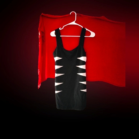 Triangle Style Dress - Picture 2 of 8